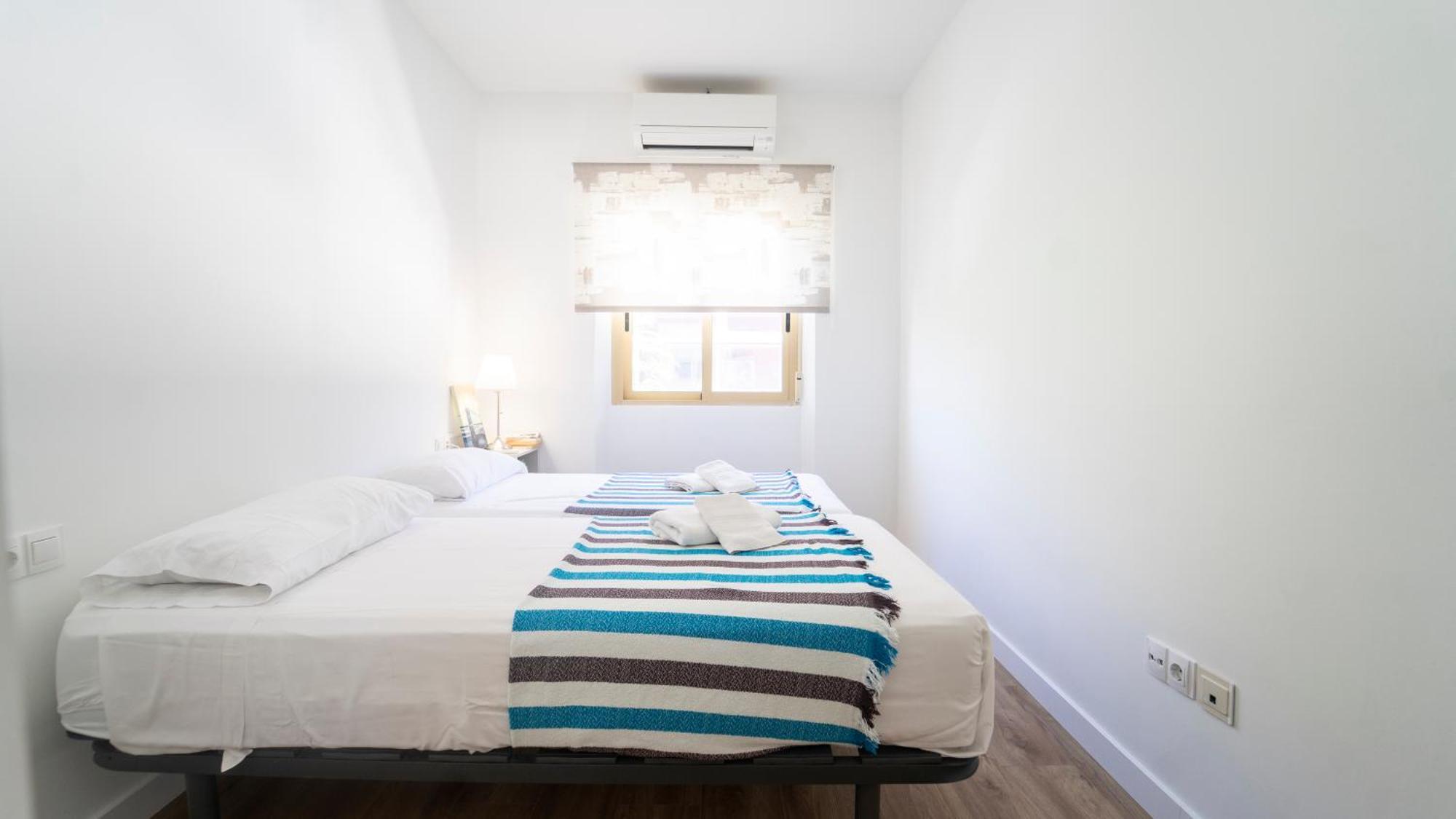 Apartamentos céntricos, parking, wifi y A/C Grenade Extérieur photo