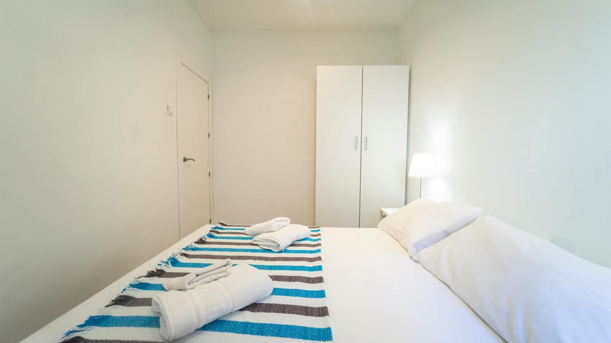 Apartamentos céntricos, parking, wifi y A/C Grenade Extérieur photo
