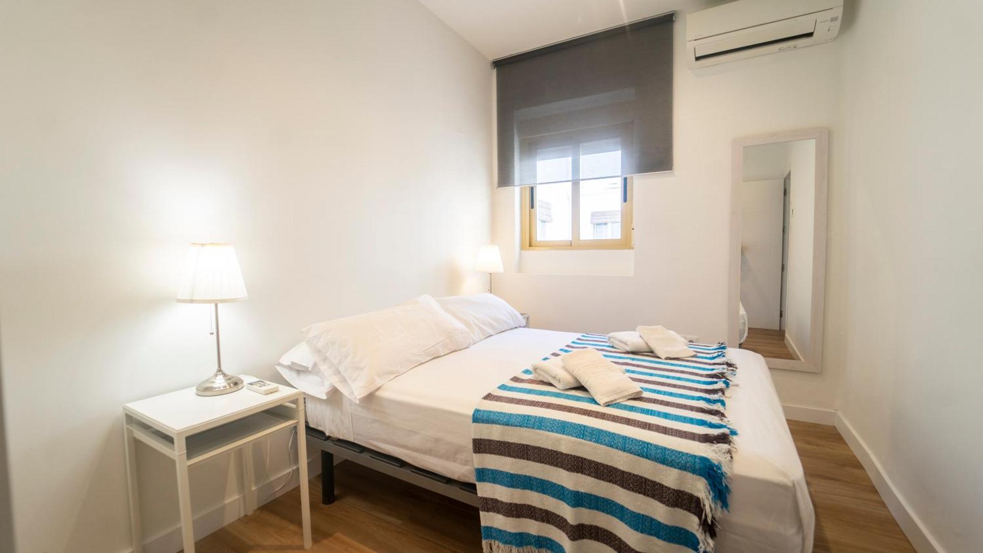 Apartamentos céntricos, parking, wifi y A/C Grenade Extérieur photo