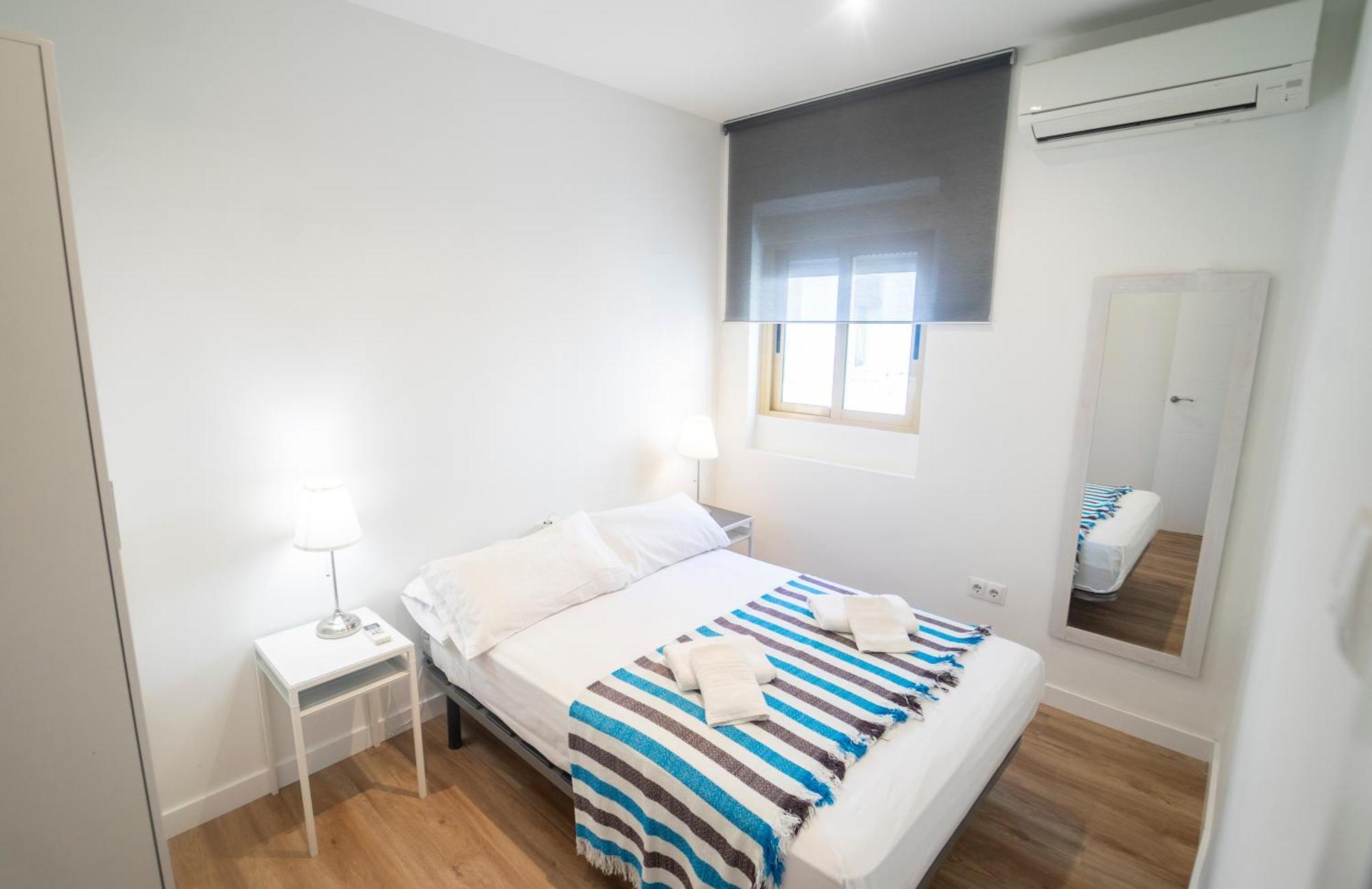 Apartamentos céntricos, parking, wifi y A/C Grenade Extérieur photo